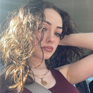 Meet your Posher, Quinn